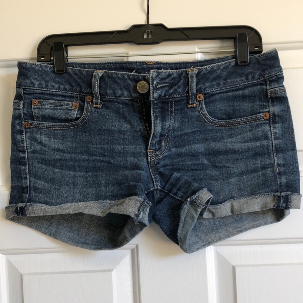 American Eagle stretch jean shorts women’s 6